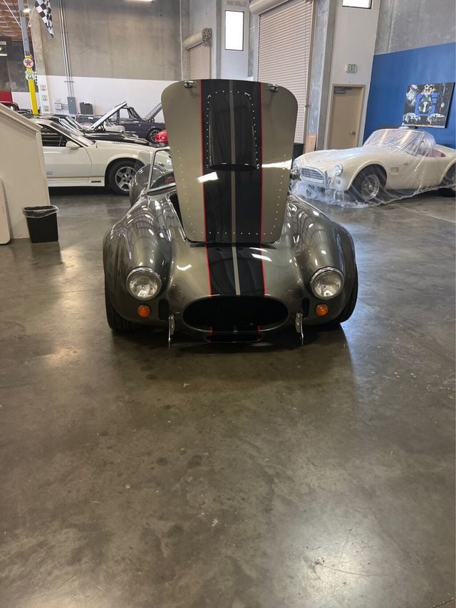 90’ｓ CHAMPION AUTO チャンプマン オート ビンテージ PVC 427R-Powered Kirkham Motorsports 289 FIA for sale on BaT