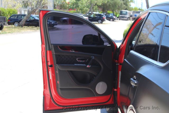 2017 Bentley Bentayga $ 240,025 WHEN NEW , WRAPPED IN FLAT GREY/BLK, OWN $ 985 - 21519899 - 27