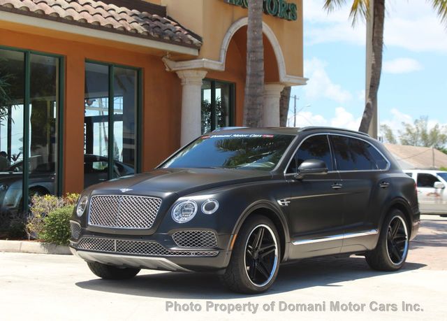 2017 Bentley Bentayga $ 240,025 WHEN NEW , WRAPPED IN FLAT GREY/BLK, OWN $ 985 - 21519899 - 5