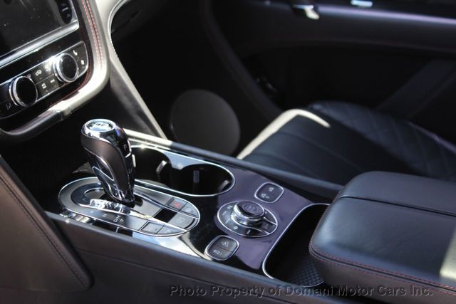 2017 Bentley Bentayga $ 240,025 WHEN NEW , WRAPPED IN FLAT GREY/BLK, OWN $ 985 - 21519899 - 77