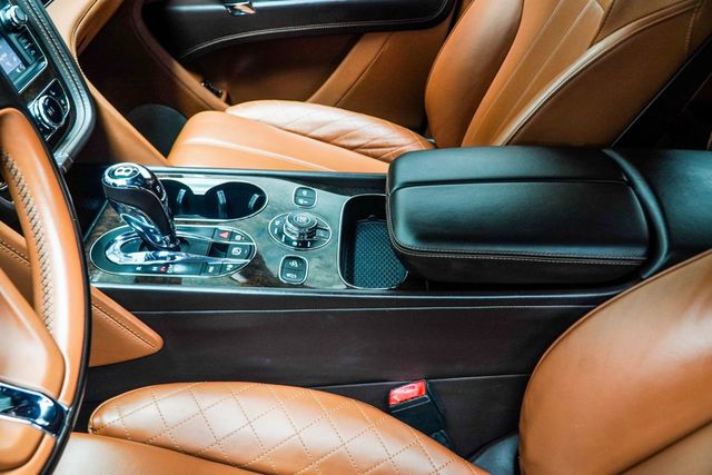 2017 Bentley Bentayga W12 - 22978414 - 21