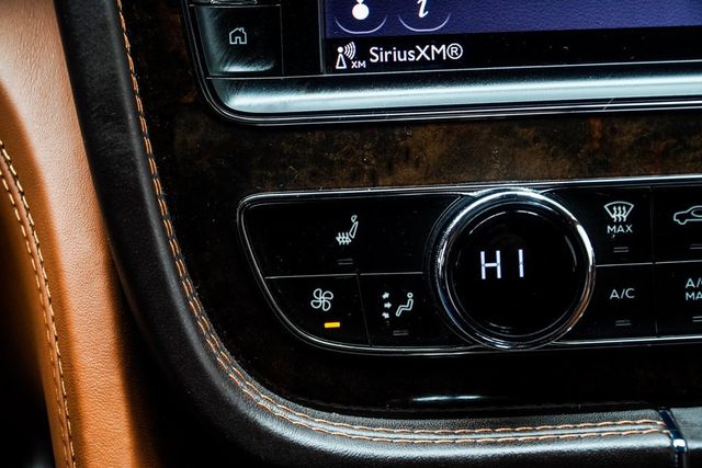 2017 Bentley Bentayga W12 - 22978414 - 27