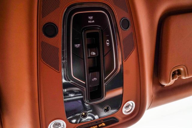 2017 Bentley Bentayga W12 - 22978414 - 35