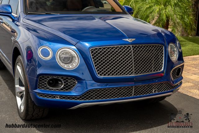 2017 Bentley Bentayga W12 AWD - 23025909 - 10