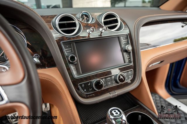 2017 Bentley Bentayga W12 AWD - 23025909 - 21