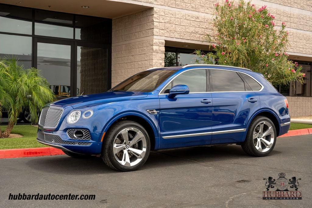 2017 Bentley Bentayga W12 AWD - 23025909 - 3