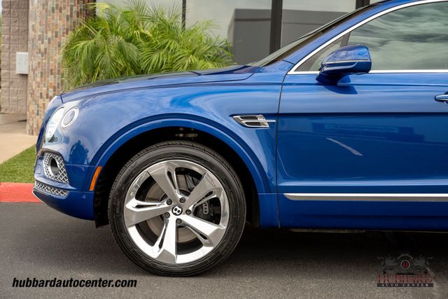 2017 Bentley Bentayga W12 AWD - 23025909 - 44