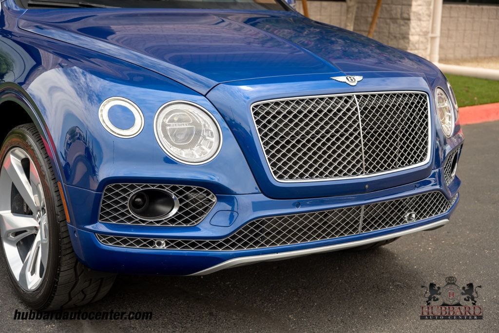 2017 Bentley Bentayga W12 AWD - 23025909 - 53