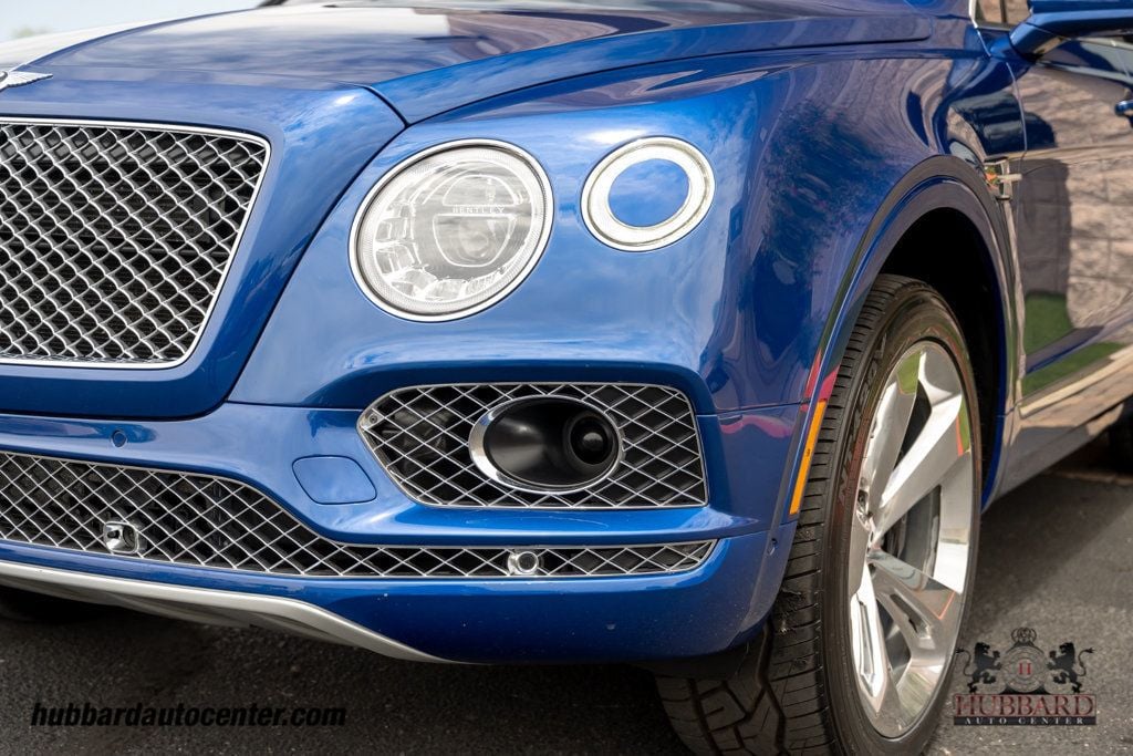 2017 Bentley Bentayga W12 AWD - 23025909 - 55