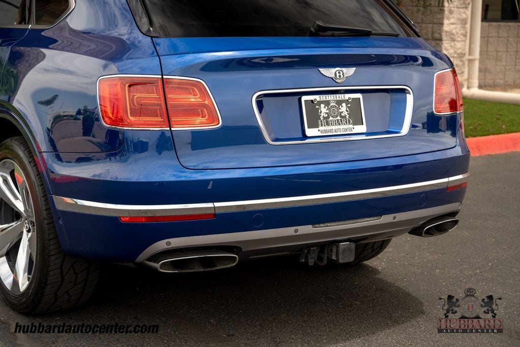 2017 Bentley Bentayga W12 AWD - 23025909 - 57