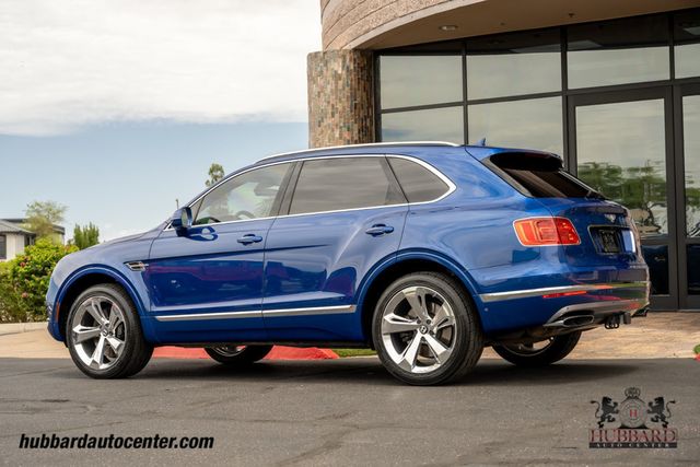 2017 Bentley Bentayga W12 AWD - 23025909 - 5