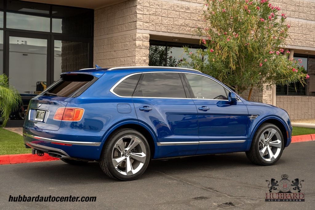 2017 Bentley Bentayga W12 AWD - 23025909 - 7