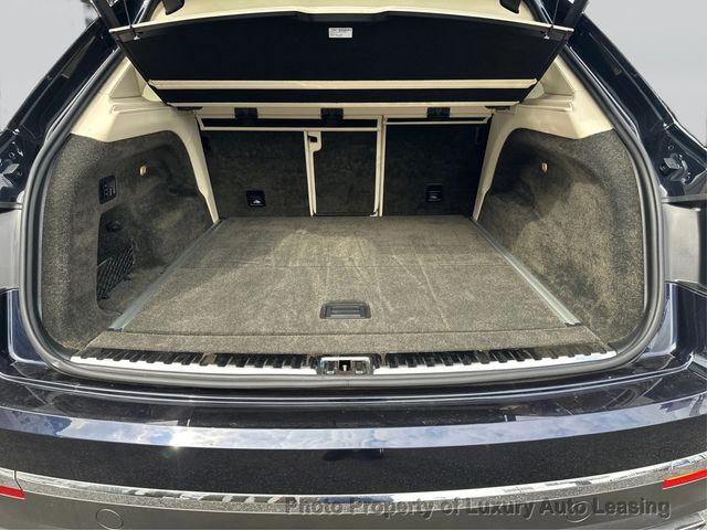 2017 Bentley Bentayga W12 AWD - 23098524 - 12
