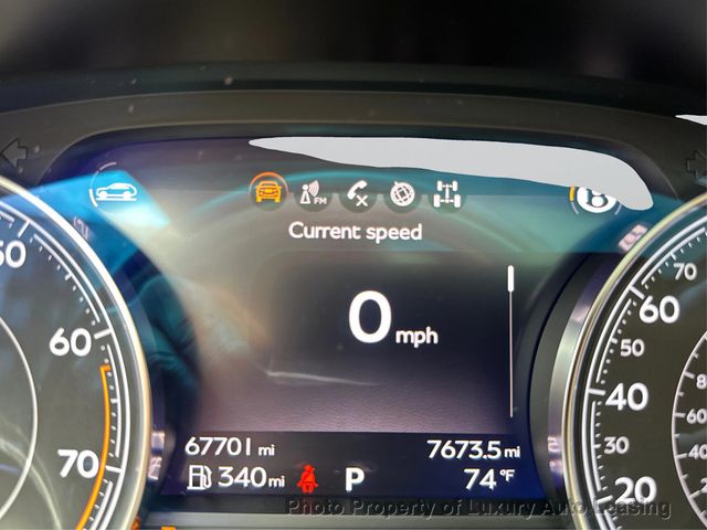 2017 Bentley Bentayga W12 AWD - 23098524 - 15