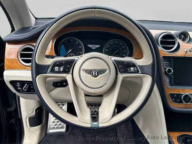 2017 Bentley Bentayga W12 AWD - 23098524 - 16