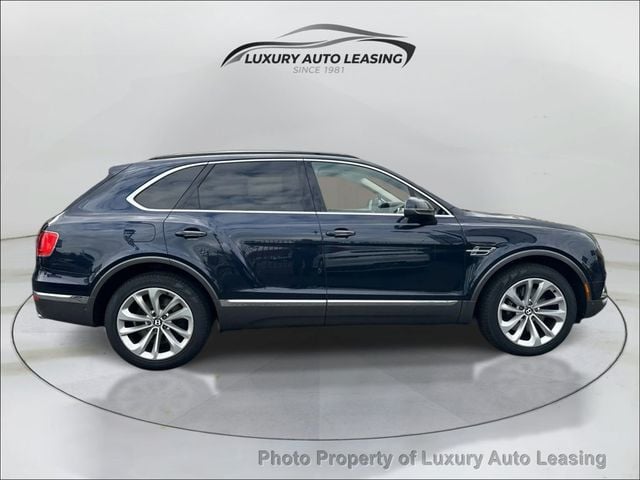 2017 Bentley Bentayga W12 AWD - 23098524 - 1