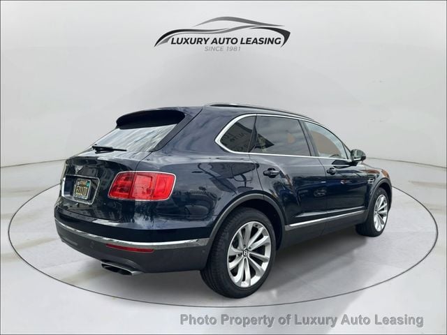 2017 Bentley Bentayga W12 AWD - 23098524 - 2