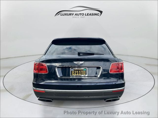 2017 Bentley Bentayga W12 AWD - 23098524 - 3
