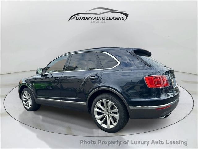 2017 Bentley Bentayga W12 AWD - 23098524 - 4