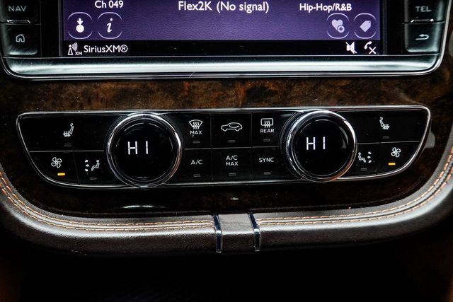 2017 Bentley Bentayga W12 AWD - 22978414 - 26