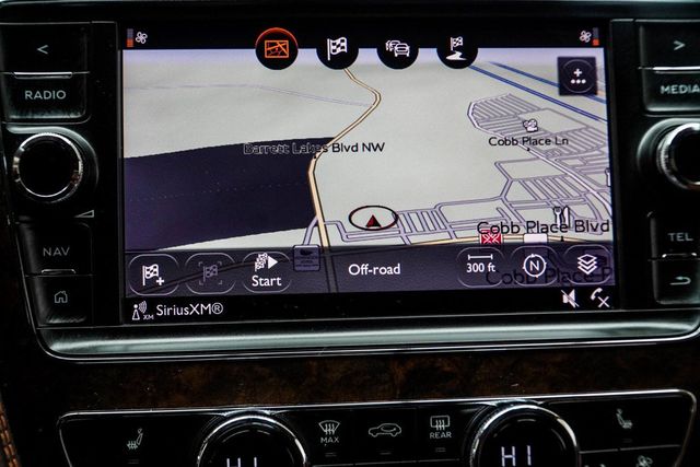 2017 Bentley Bentayga W12 AWD - 22978414 - 29