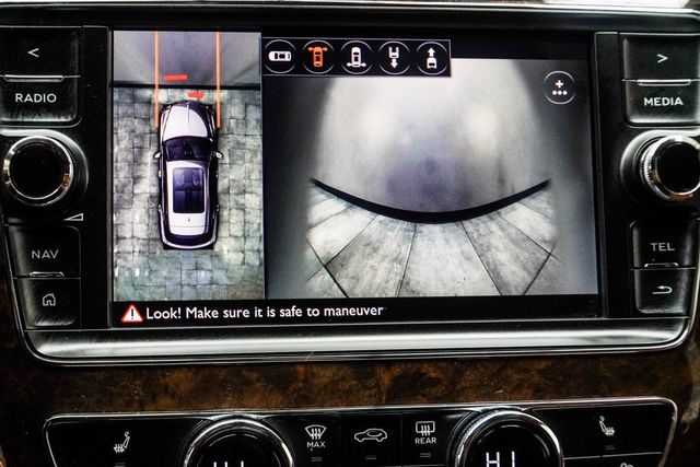 2017 Bentley Bentayga W12 AWD - 22978414 - 32