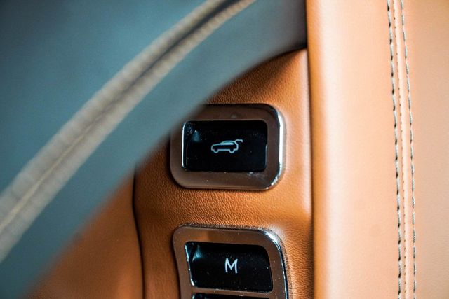 2017 Bentley Bentayga W12 AWD - 22978414 - 44