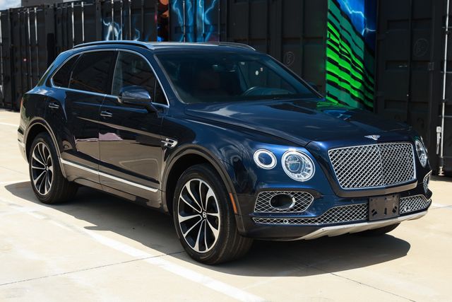 2017 Bentley Bentayga W12 AWD - 23016246 - 17