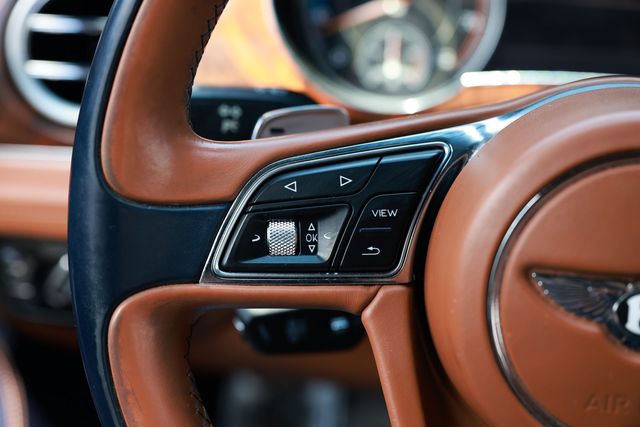 2017 Bentley Bentayga W12 AWD - 23016246 - 31