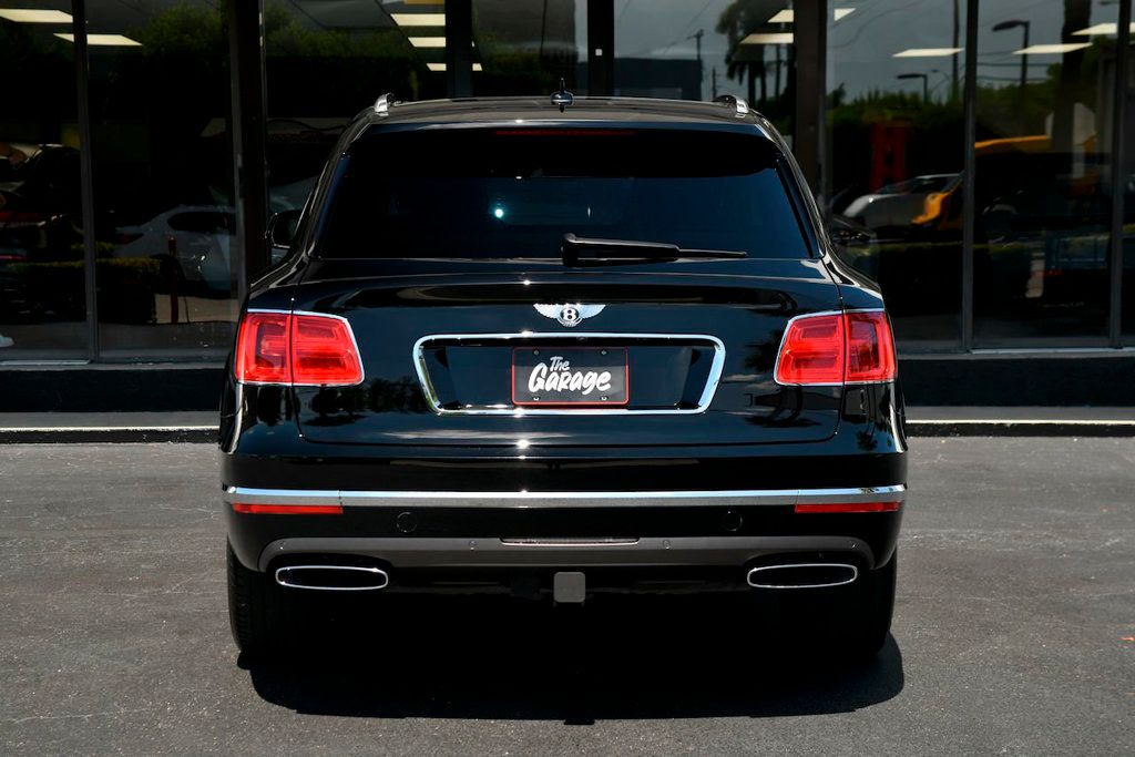 2017 Bentley Bentayga W12 AWD - 21944722 - 11