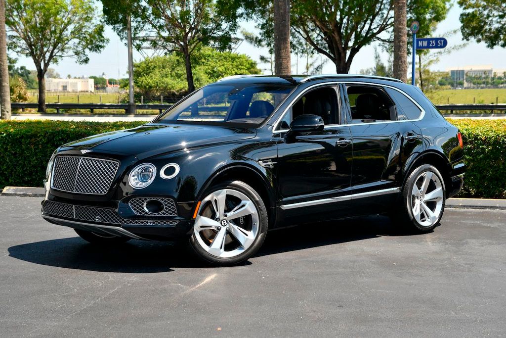 2017 Bentley Bentayga W12 AWD - 21944722 - 16