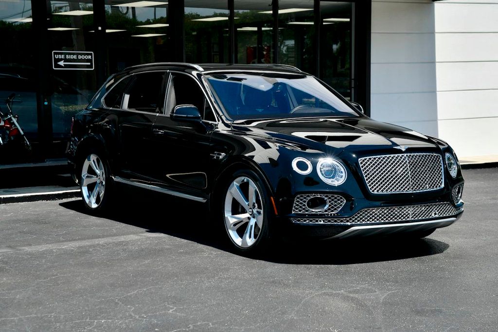 2017 Bentley Bentayga W12 AWD - 21944722 - 2