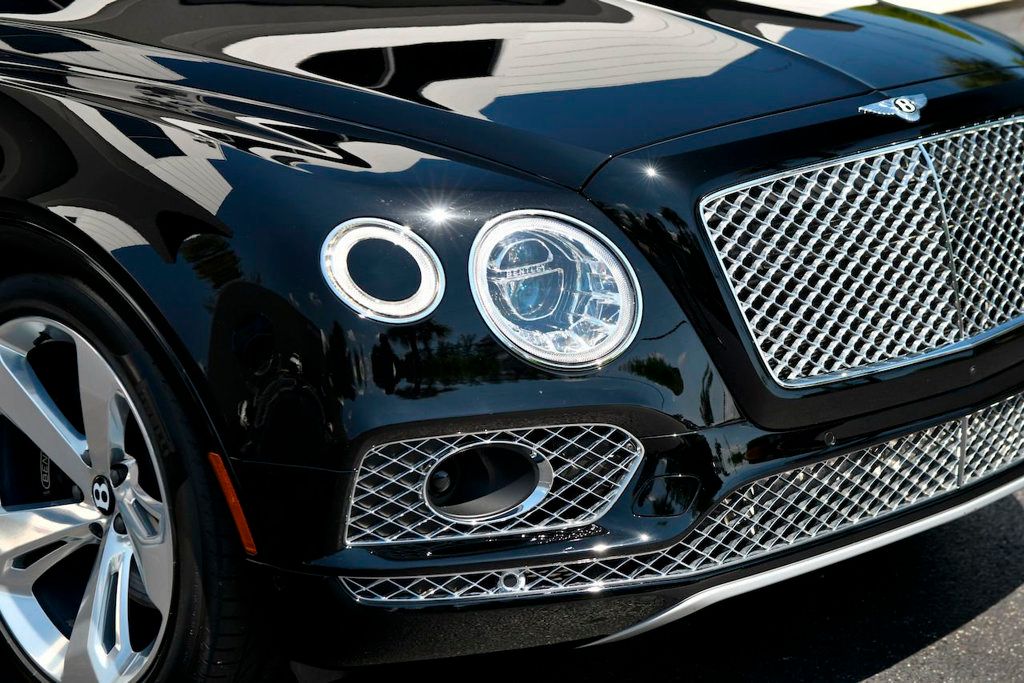 2017 Bentley Bentayga W12 AWD - 21944722 - 6