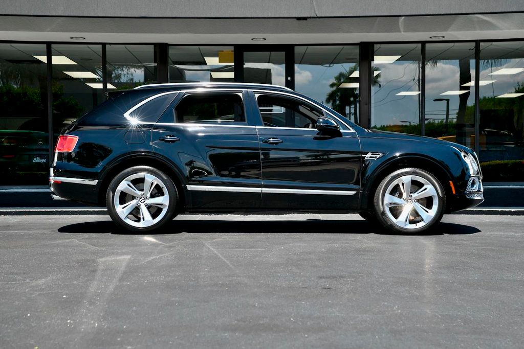 2017 Bentley Bentayga W12 AWD - 21944722 - 7