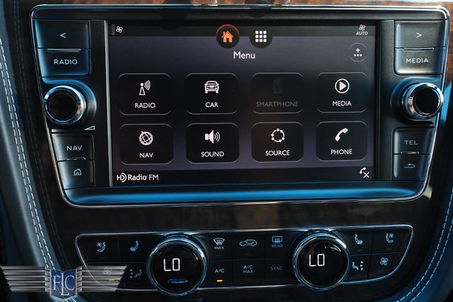 2017 Bentley Bentayga W12 AWD - 22995448 - 23