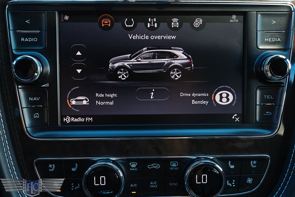2017 Bentley Bentayga W12 AWD - 22995448 - 26