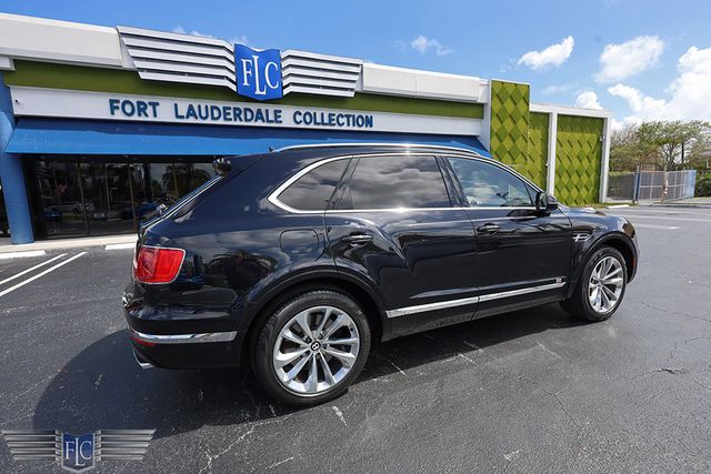 2017 Bentley Bentayga W12 AWD - 22995448 - 4