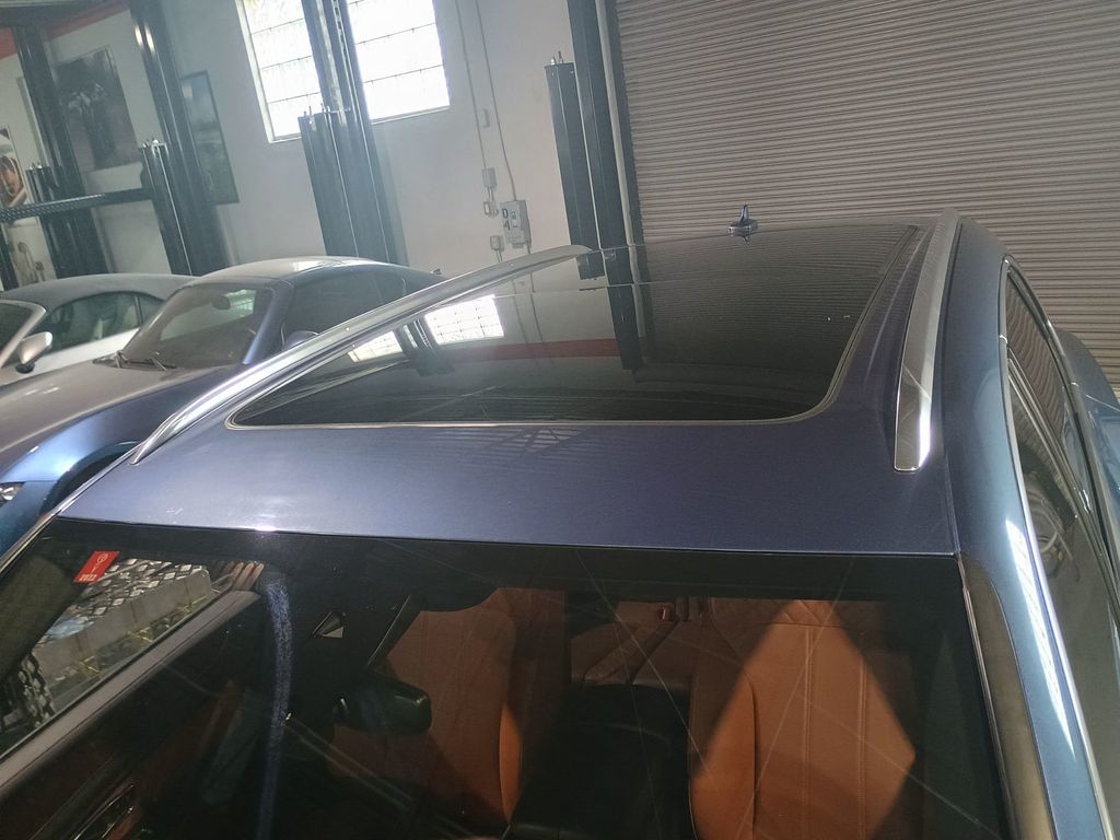 2017 Bentley Bentayga W12 AWD Clean Carfax Florida SUV - 22944060 - 9