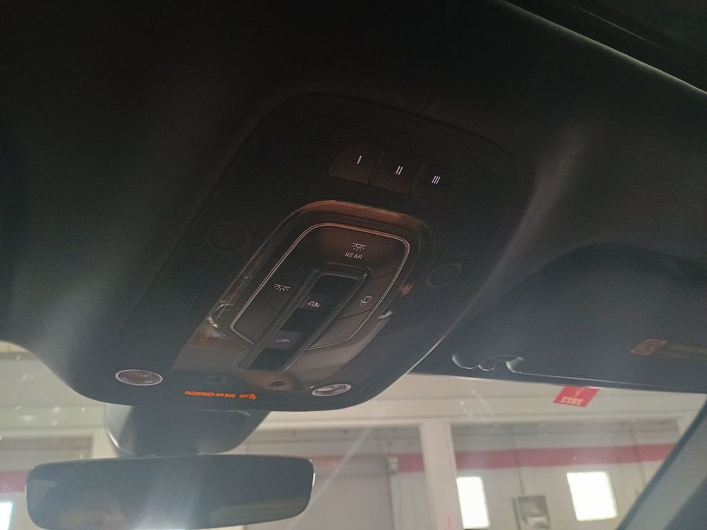 2017 Bentley Bentayga W12 AWD Clean Carfax Florida SUV - 22944060 - 22