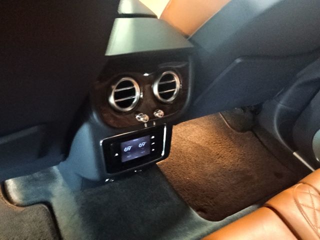 2017 Bentley Bentayga W12 AWD Clean Carfax Florida SUV - 22944060 - 25