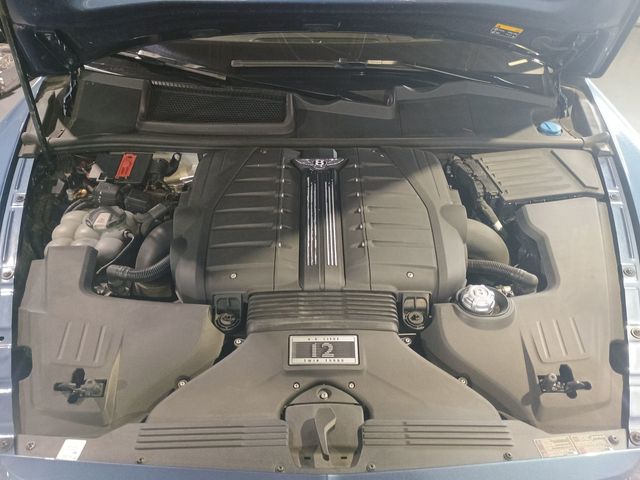 2017 Bentley Bentayga W12 AWD Clean Carfax Florida SUV - 22944060 - 40