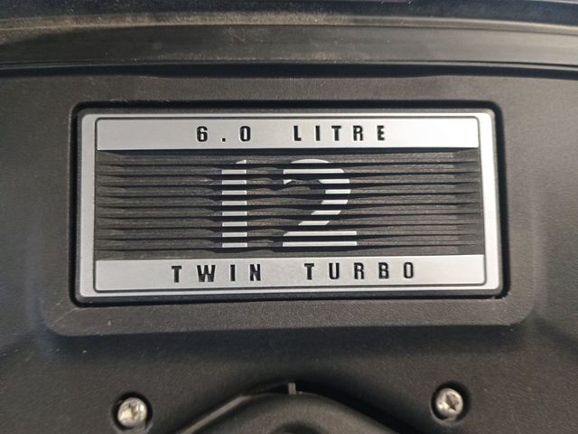 2017 Bentley Bentayga W12 AWD Clean Carfax Florida SUV - 22944060 - 42