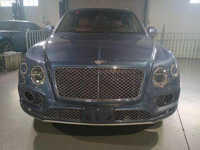 2017 Bentley Bentayga W12 AWD Clean Carfax Florida SUV - 22944060 - 7