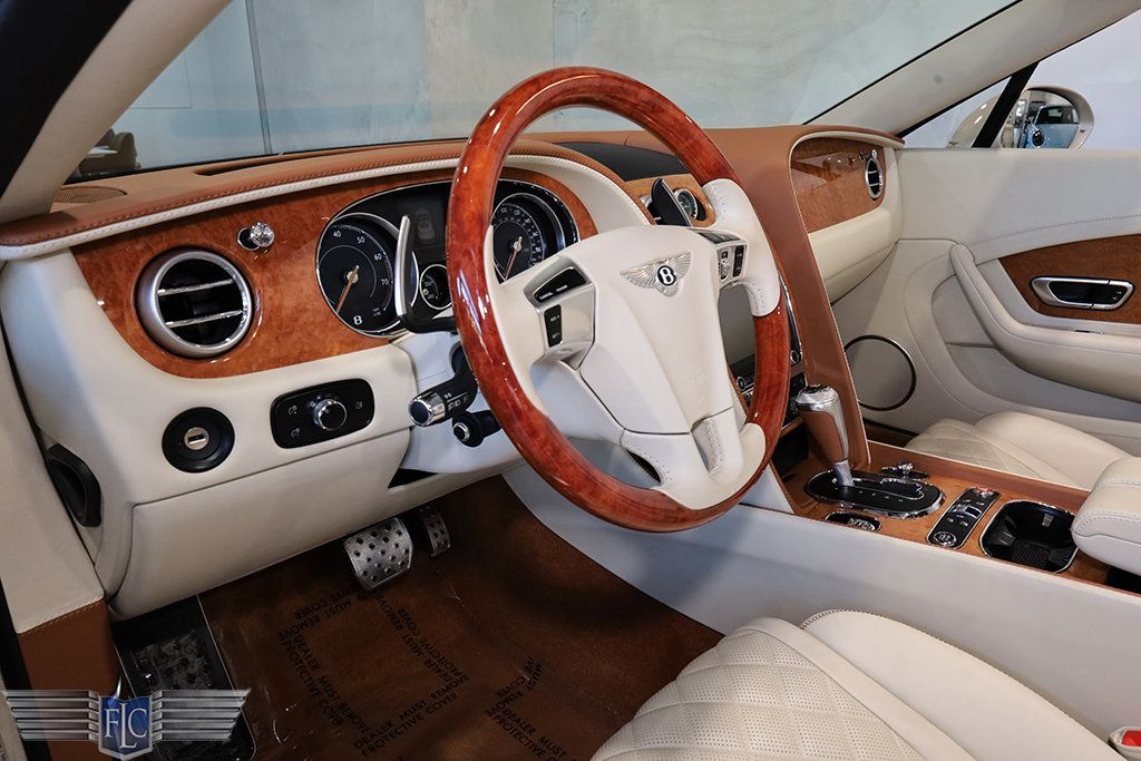 2017 Bentley Continental GTC V8 Convertible - 22989764 - 19