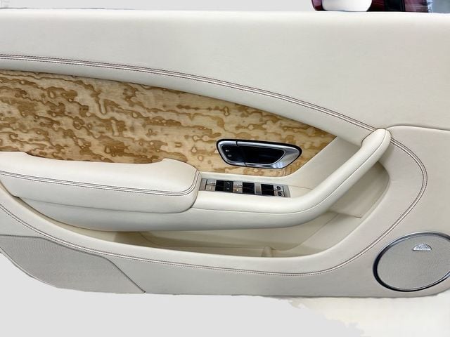 2017 Bentley Continental GT V8 Convertible - 22991811 - 29