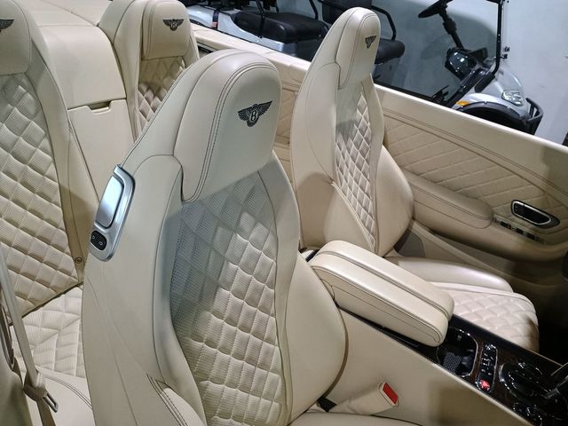 2017 Bentley Continental GT V8 Convertible Clean Carfax - 23028529 - 31