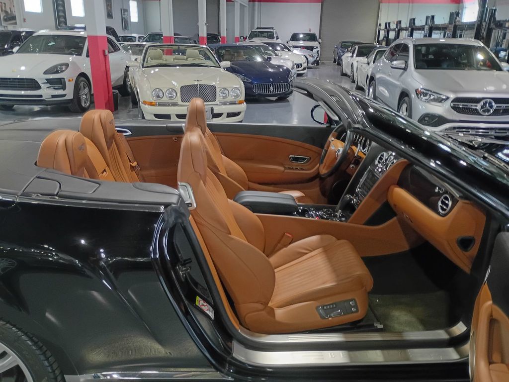 2017 Bentley Continental GT V8 Convertible Clean Carfax Florida Car - 23102068 - 33
