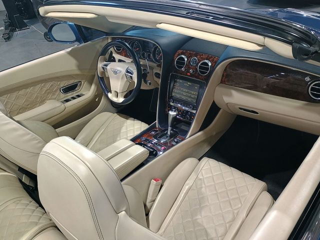 2017 Bentley Continental GT V8 S Convertible Mulliner Clean Carfax - 23082834 - 24