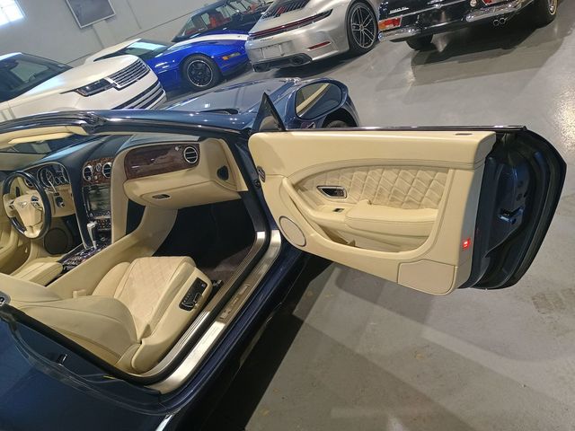 2017 Bentley Continental GT V8 S Convertible Mulliner Clean Carfax - 23082834 - 27