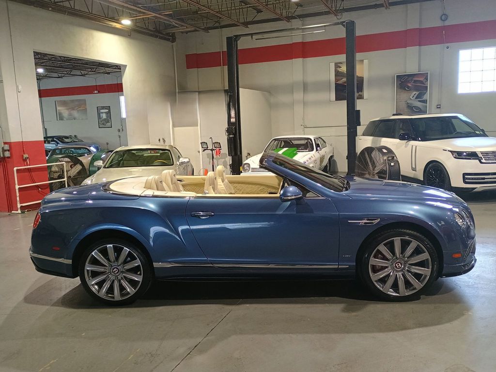 2017 Bentley Continental GT V8 S Convertible Mulliner Clean Carfax - 23082834 - 4